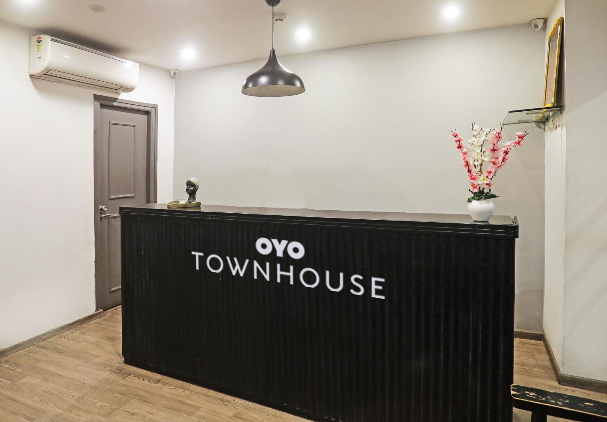 Townhouse Near Secunderabad Railway Station, Yashoda Hospital, Patny Centre Экстерьер фото